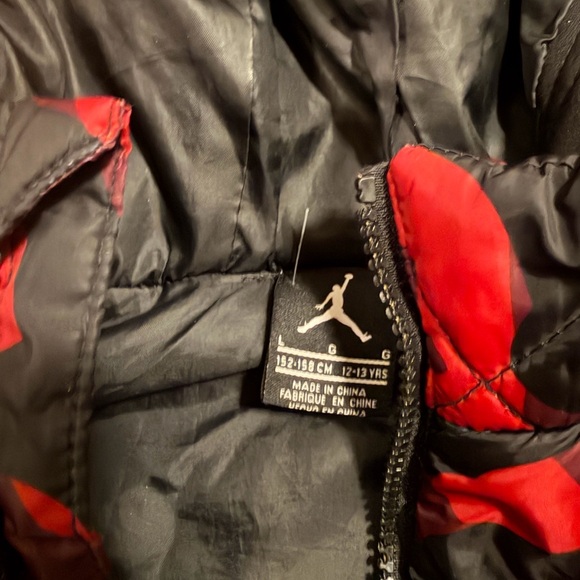 Jordan Red and Black Camo Jacket - Picture 3 of 4